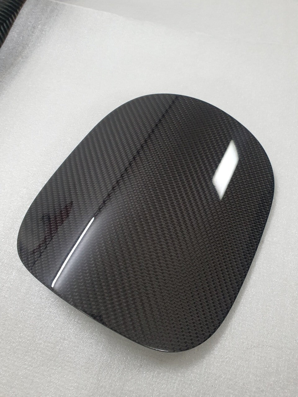 Real Carbon Fiber Fuel Gas Door Cover For 2021-2026 Kia K5 Optima DL3 Glossy CF