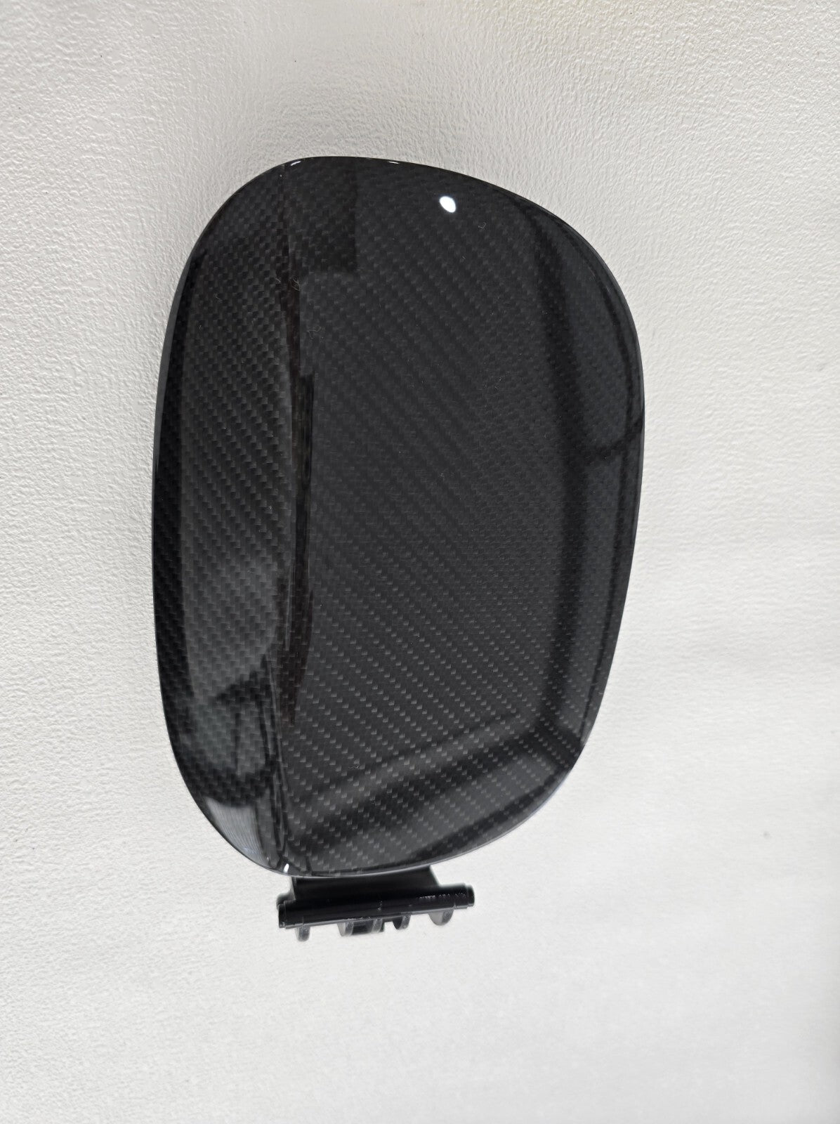 Real Carbon Fiber Gas Cap Fuel Door Cover for Hyundai Genesis Coupe