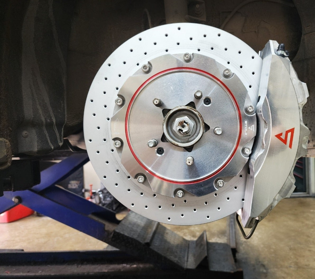 Big Brake Kit - BMW E82 E81 E87 E88 6-Pot Front 4-Pot Rear Calipers 350mm Rotors