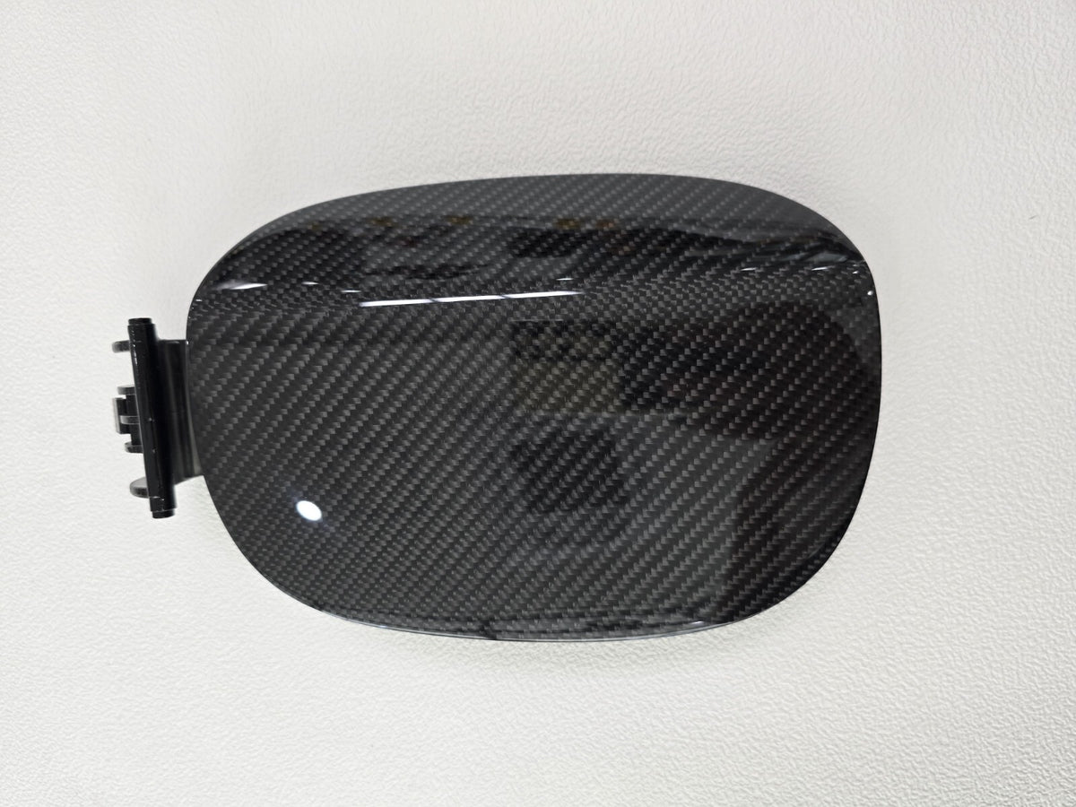 Real Carbon Fiber Gas Cap Fuel Door Cover for Hyundai Genesis Coupe