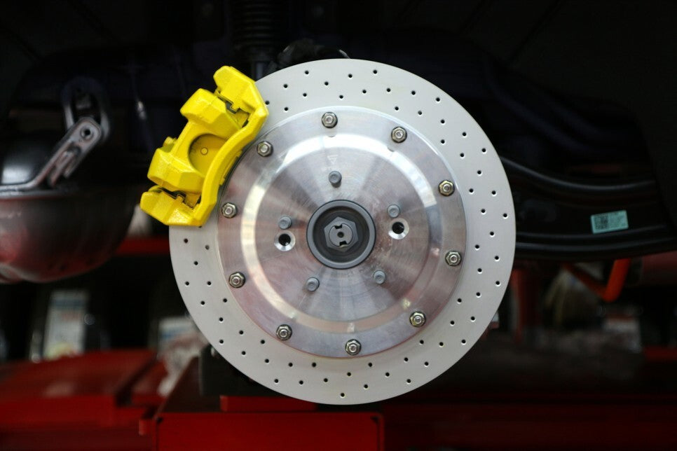 Stolz 8-Piston Front Brake Kit & 350mm Rear Rotor Upgrade for Hyundai Palisade