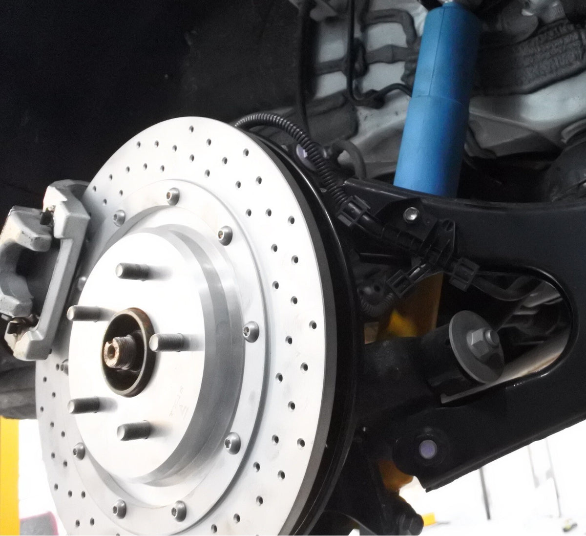 STOLZ Front 6-Piston 380mm & Rear 350mm Expansion Brake Kit for Toyota Sienna
