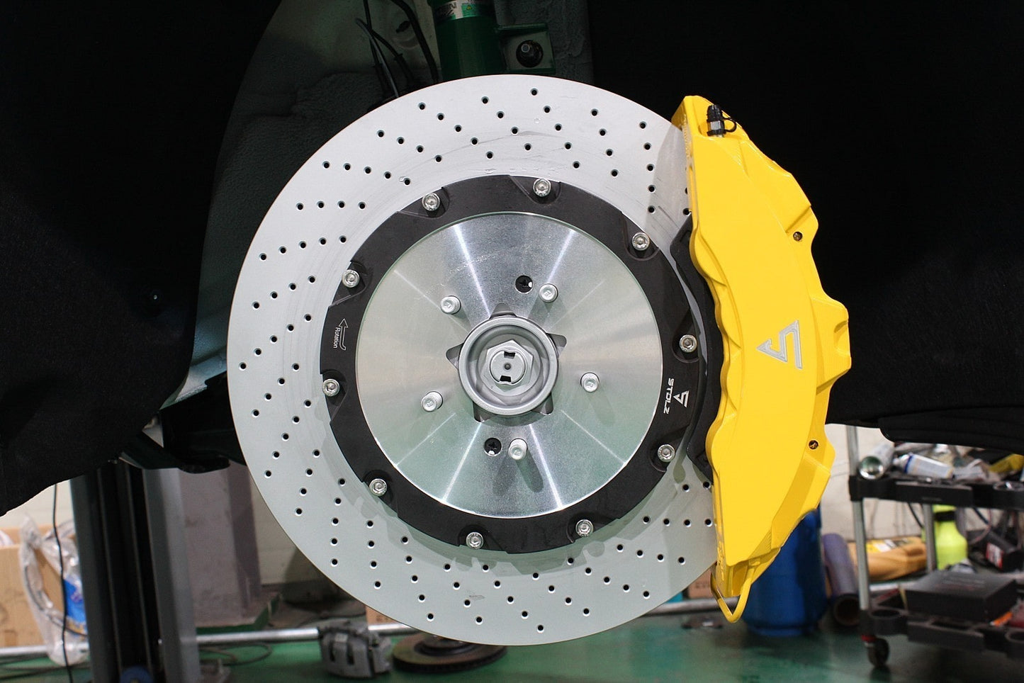 KIA CANIVAL 4G. (KA4, 2022-2026) Performance Big Brake Kit Front 8 Pot (405mm) Rear 4 Pot (380mm) EPB
