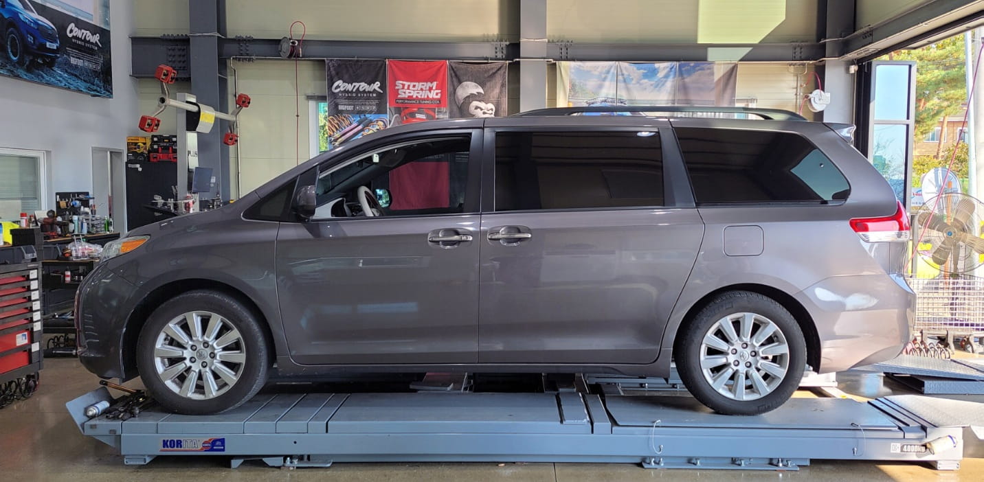 TOYOTA SIENNA (XL30, 2011-2020) Rear 1" Lift Spring Bigfoot Anti-Sagging, Heavy Duty
